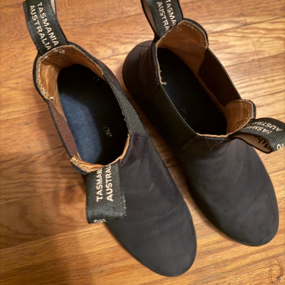Blundstone BL 1960 Ankle Chelsea Boot Low Heel Black Nubuck Womens AU 7, USW 10 - Picture 7 of 13